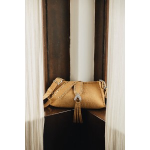 I AM LOVE INDIVIDUAL ART LEATHER