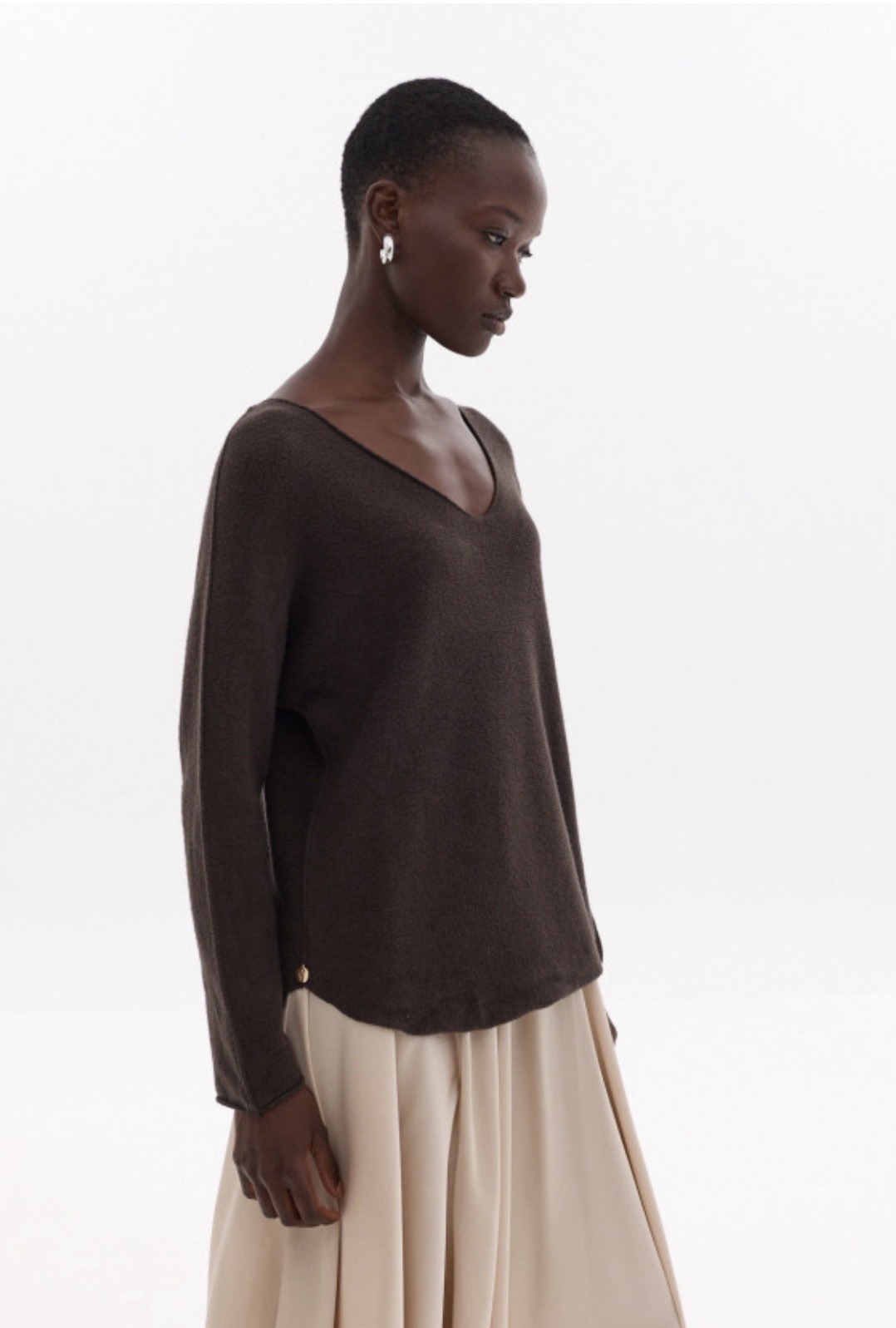 Efimeron Soft Knitwear - V neck - Image 9