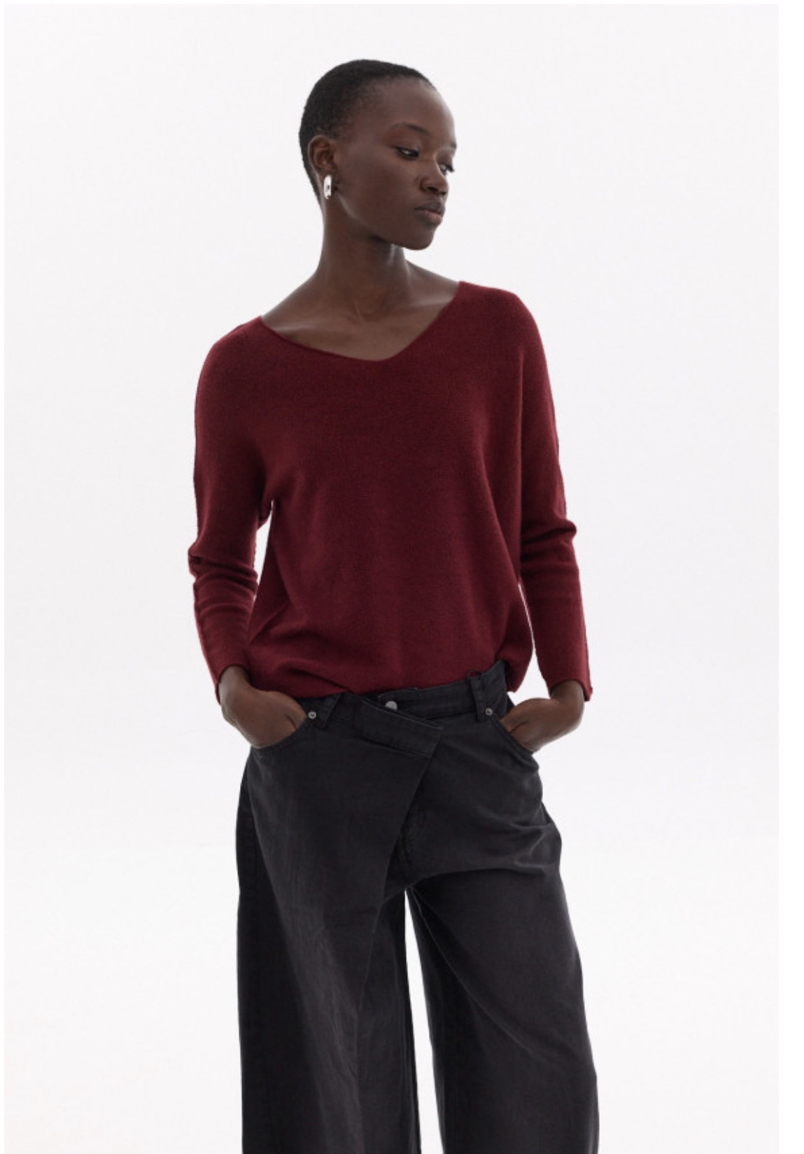 Efimeron Soft Knitwear - V neck - Image 10
