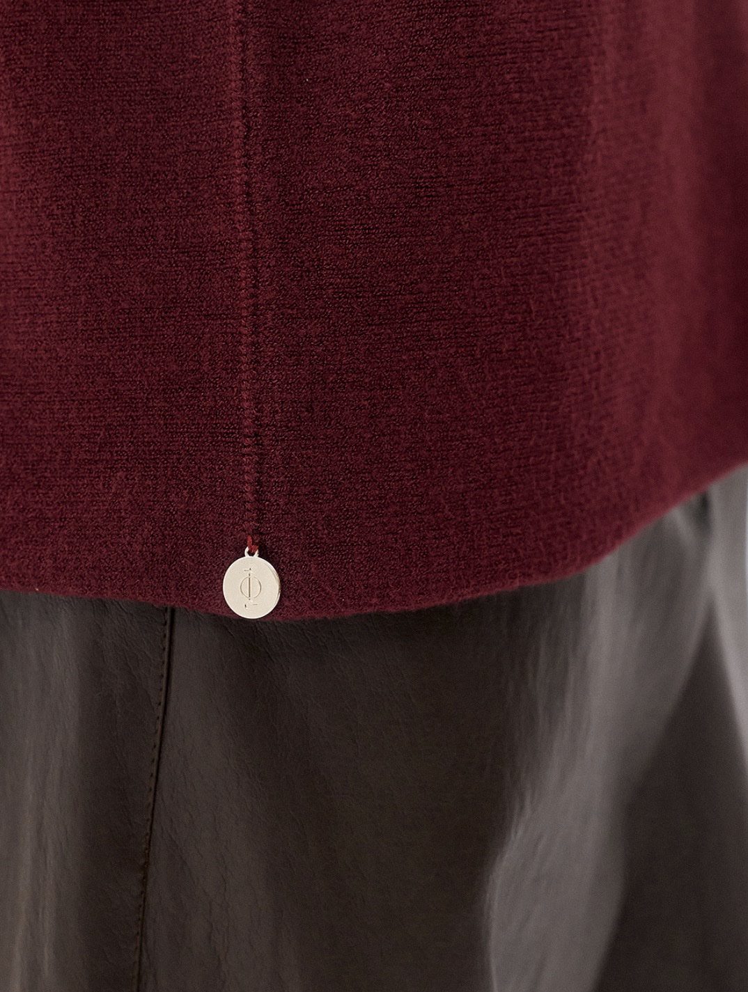 Efimeron Soft Knitwear - V neck - Image 12